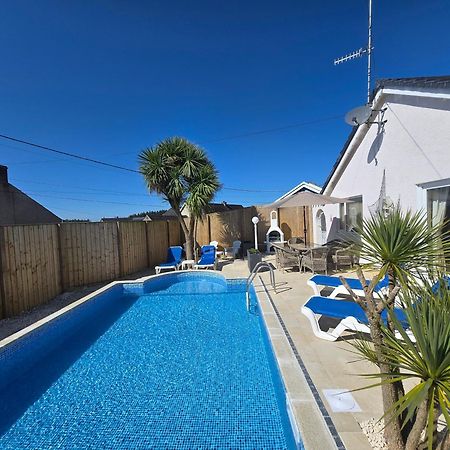 Family Bungalow With Private Pool 킬게티 외부 사진