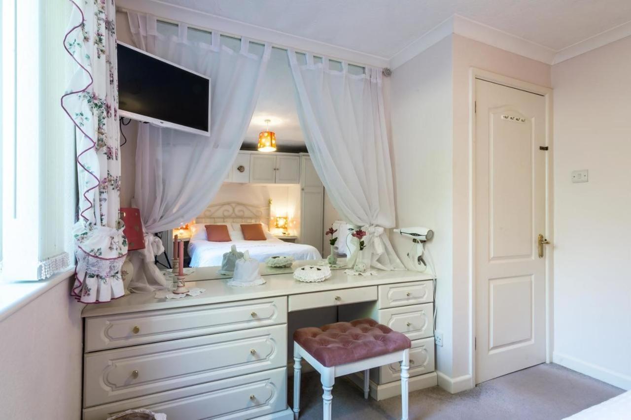 Family Bungalow With Private Pool 킬게티 외부 사진