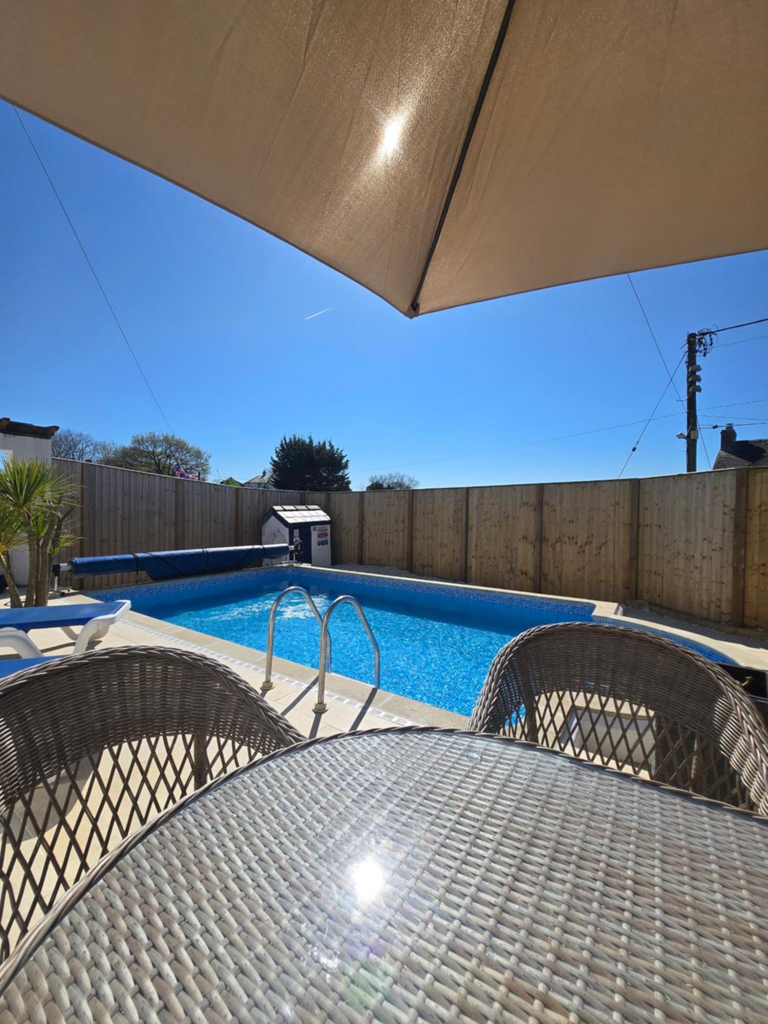 Family Bungalow With Private Pool 킬게티 외부 사진