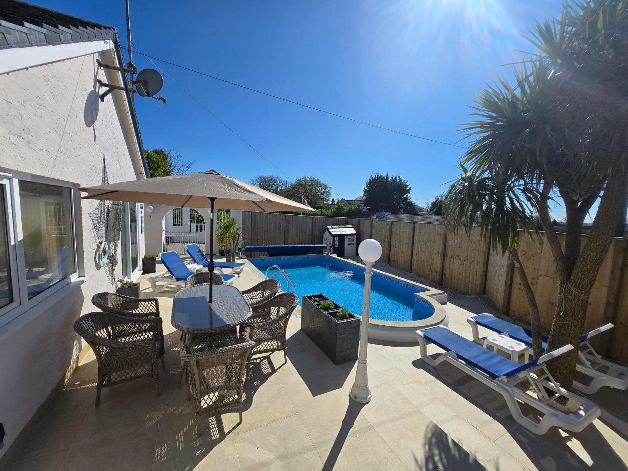Family Bungalow With Private Pool 킬게티 외부 사진